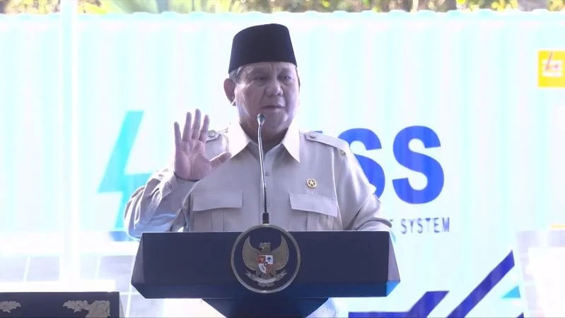 Presiden RI Prabowo Subianto saat luncurkan program PLTS 100 GWp, Kabupaten Jembrana, Bali.