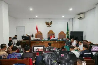 Ahli hukum tata negara Universitas Tarumanagara, Rasji, dihadirkan sebagai saksi ahli kubu eks Jampidsus Febrie Adriansyah dalam gugatan praperadilan di Pengadilan Negeri Jakarta Selatan, 20 Agustus 2026.