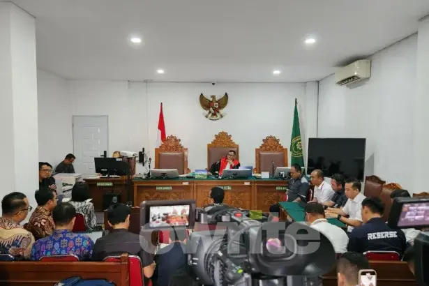 Ahli hukum tata negara Universitas Tarumanagara, Rasji, dihadirkan sebagai saksi ahli kubu eks Jampidsus Febrie Adriansyah dalam gugatan praperadilan di Pengadilan Negeri Jakarta Selatan, 20 Agustus 2026.