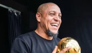 Mantan bintang Timnas Brasil dan Real Madrid Roberto Carlos.