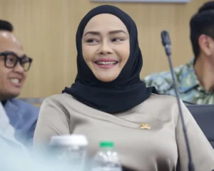 Iyet Bustami