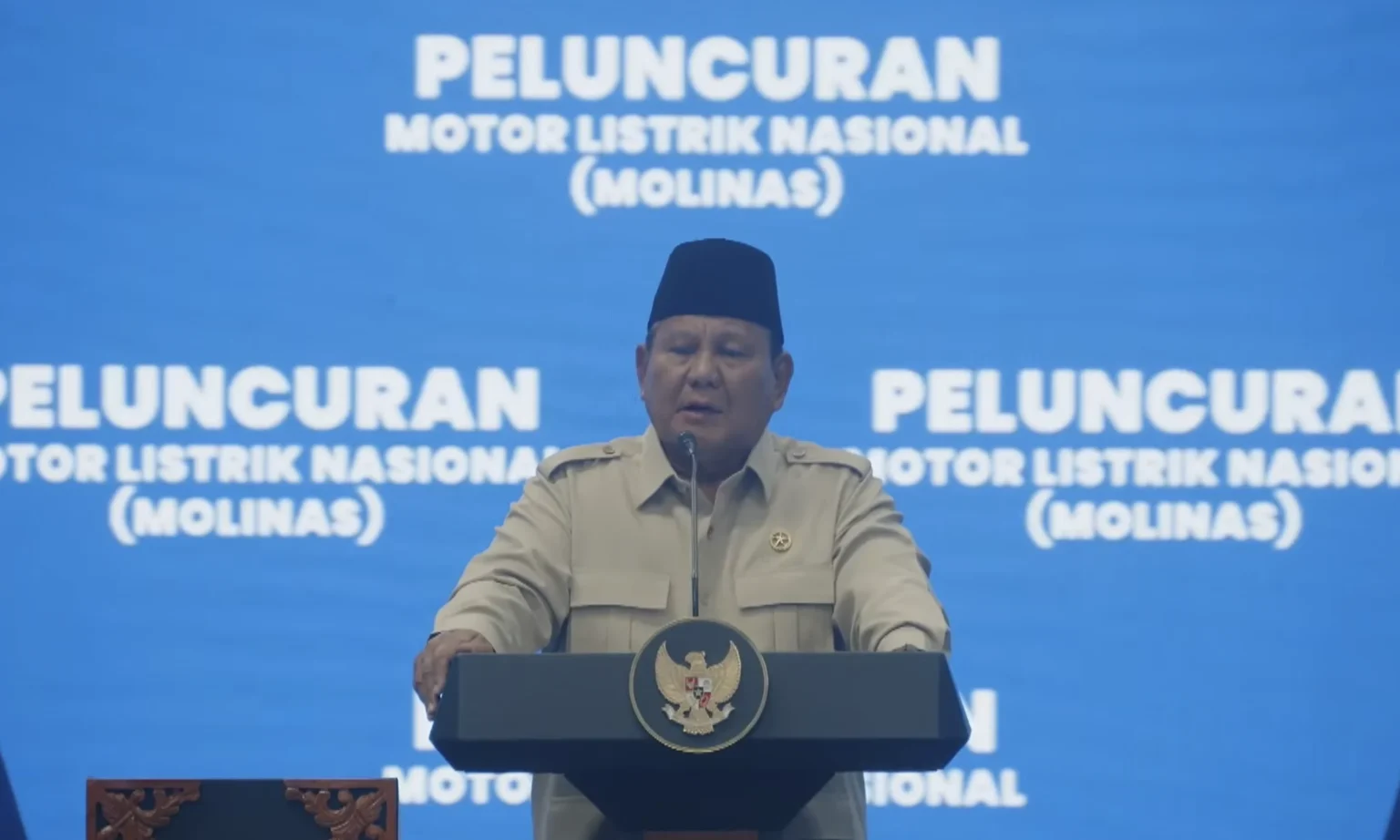 Presiden Prabowo Subianto di Peluncuran Motor Listrik Nasional (Molinas). (Sumber: YouTube BPMI)