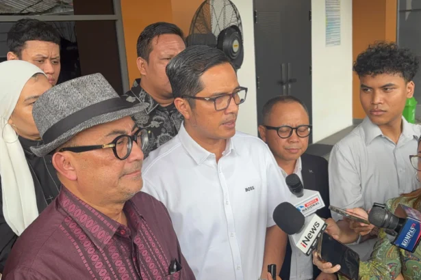 : Tim kuasa hukum eks Jampidsus Febrie Adriansyah resmi mendaftarkan gugatan di PN Jakarta Selatan, 5 Agustus 2026.