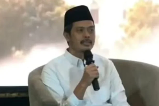 Pengasuh Pondok Pesantren Bina Insan Mulia, Cirebon, Jawa Barat, KH Imam Jazuli