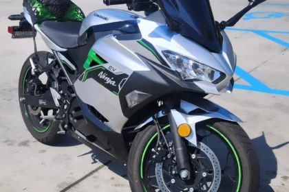 Ilustrasi Motor Listrik Kawasaki Ninja E-1