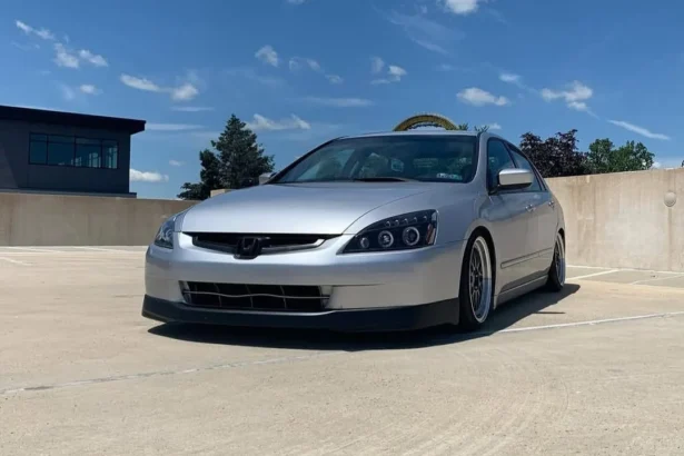 Ilustrasi Honda Accord