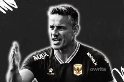 Black white John Herdman