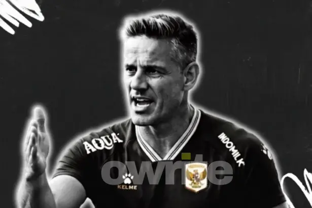 Black white John Herdman