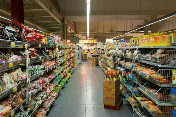 Ilustrasi supermarket. (Sumber: Unsplash/Fikri Rasyid)