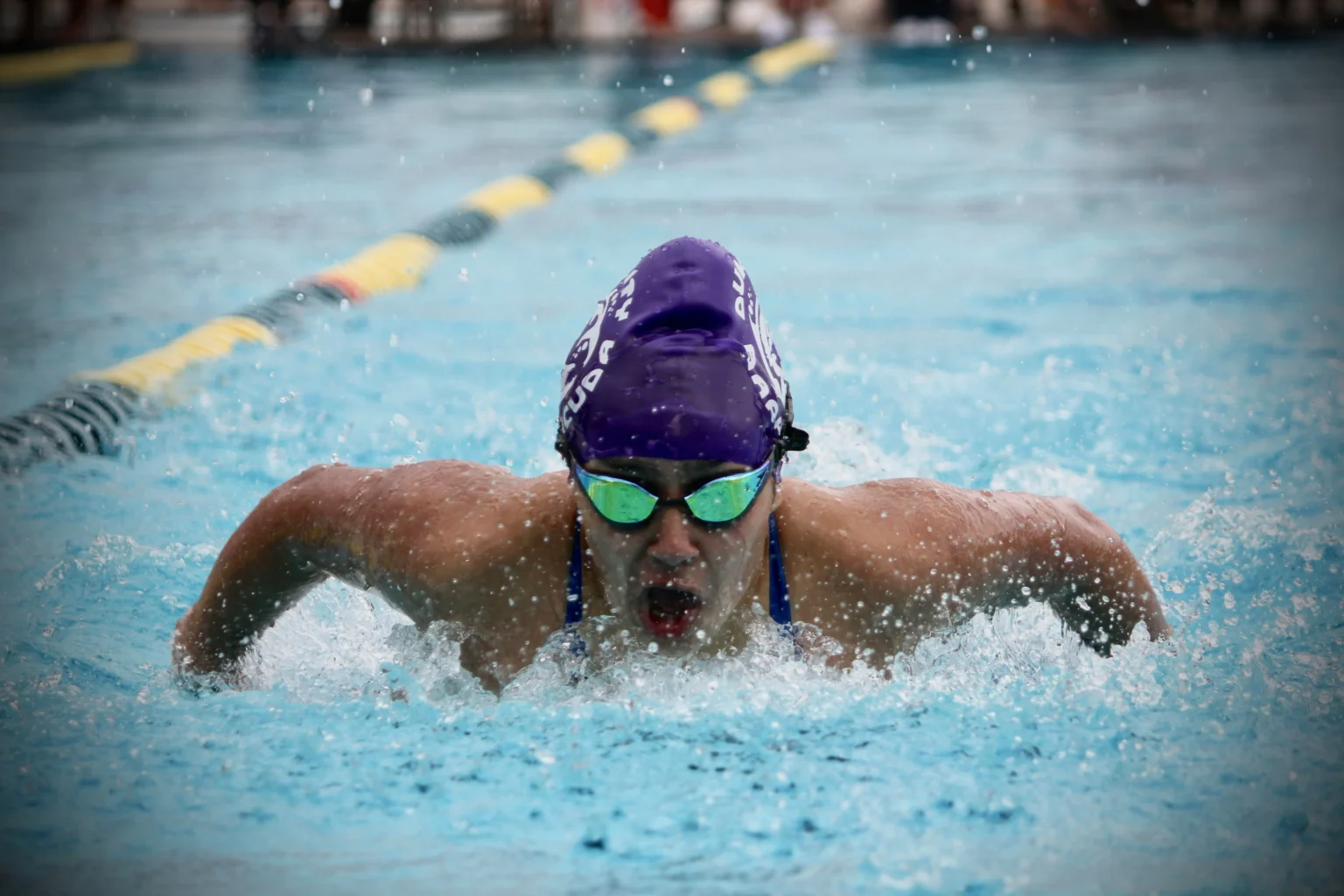 Ilustrasi berenang