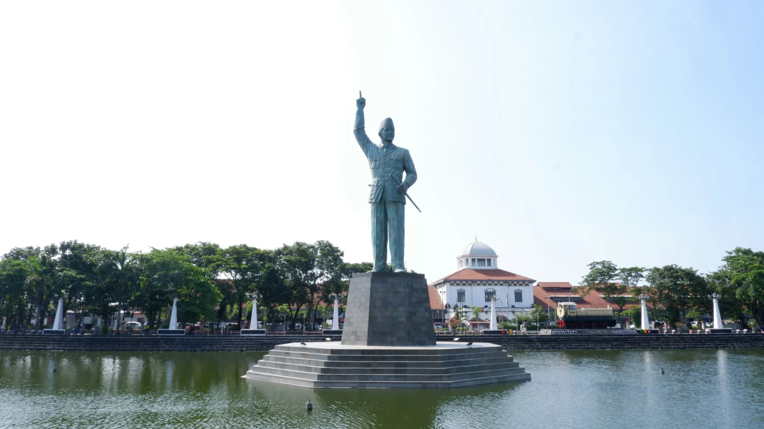 Patung Soekarno di kawasan Kota Lama Semarang, Jawa Tengah