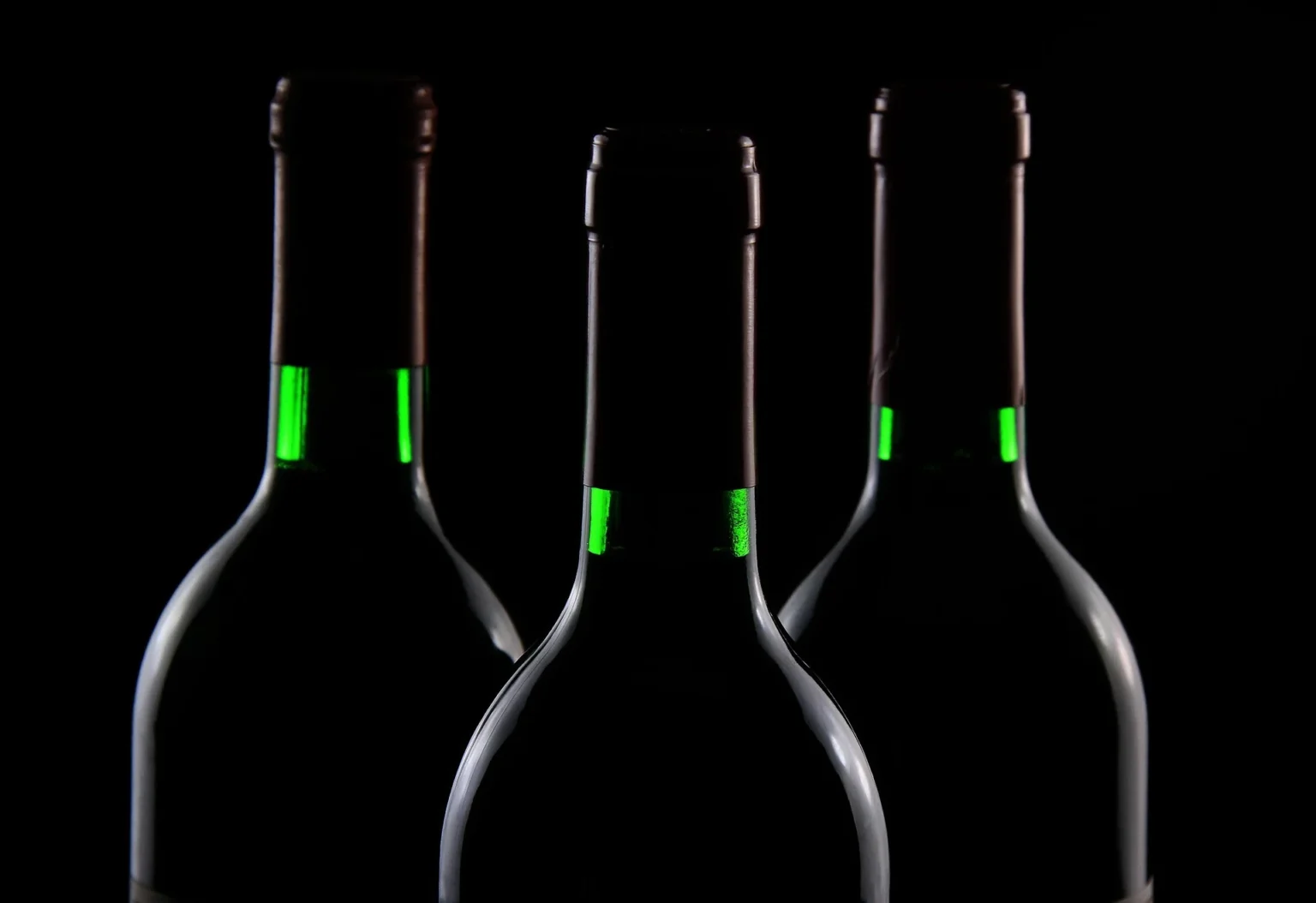 Ilustrasi botol alkohol.