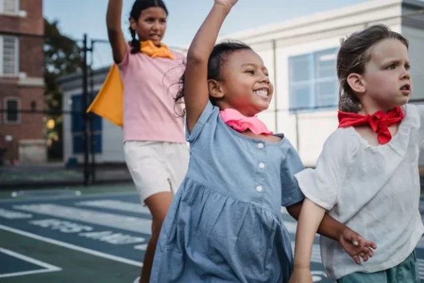Gambar ilustrasi anak-anak sedang bermain (Sumber foto: Pexels/ Antonius Ferret)