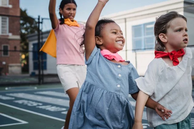 Gambar ilustrasi anak-anak sedang bermain (Sumber foto: Pexels/ Antonius Ferret)