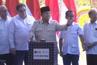 Presiden RI Prabowo Suboanto meluncurkan program PLTS 100 GWp, Kab. Jembrana, Bali.