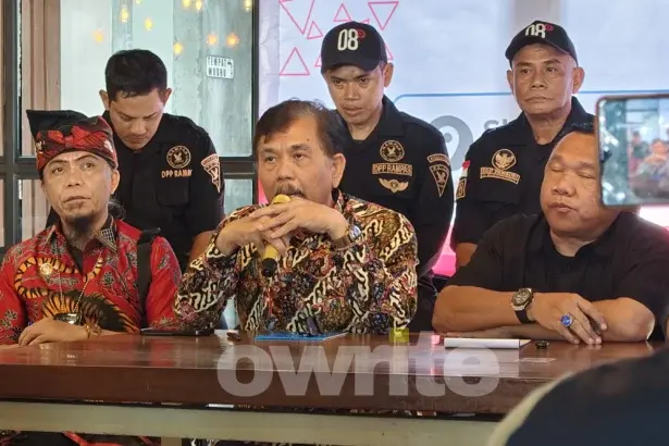 Ketua Dewan Direktur Great Institute, DR Syahganda Nainggolan