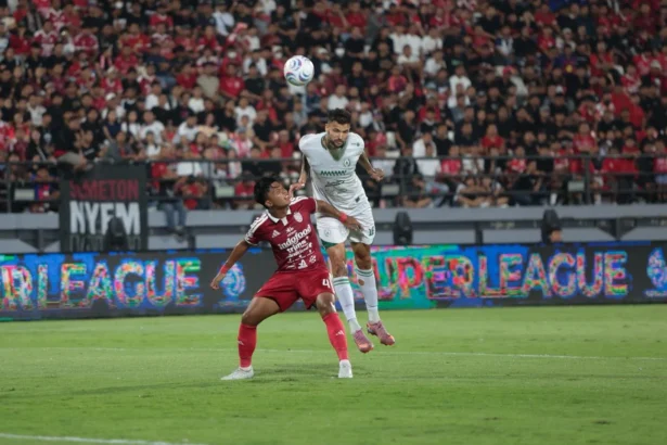 Bali United melawan PSS Sleman di Stadion Kapten I Wayan Dipta dalam BRI Super League 2026/2027, 4 September 2026.