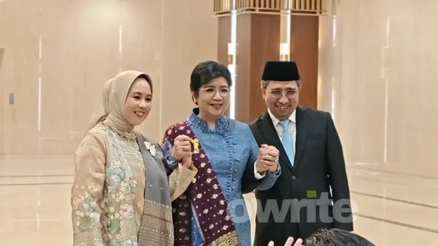 Gubernur Bank Indonesia Destry Damayanti (tengah), di gedung Mahkamah Agung, Jakarta, 2 September 2026.