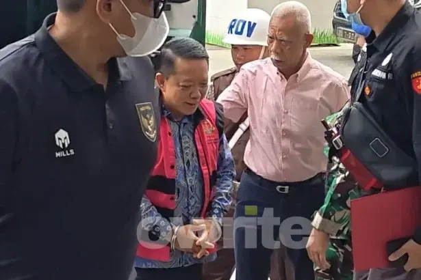 Eks Jampidsus Kejagung Febrie Adriansyah diperiksa sebagai tersangka TPPU PT Asabri, 8 September 2026, di kantor Kejagung.
