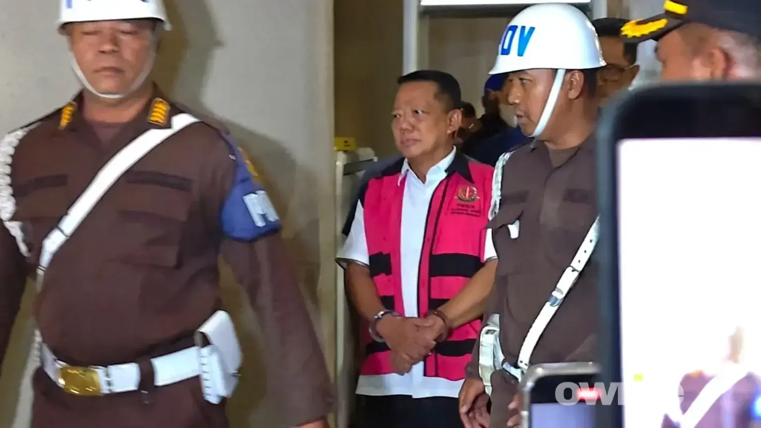 Eks Jampidsus Febrie Adriansyah rampung diperiksa oleh Tim 9 di Gedung Utama Kejagung, 3 September 2026.