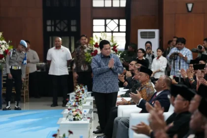 Menteri Pemuda dan Olahraga Erick Thohir dalam pelantikan Gerakan Muda untuk Rakyat (Gemura) dan Rakernas 2026 di Hotel Grand Sahid Jaya, Jakarta, Sabtu, 5 September 2026.
