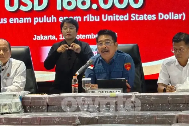 Dirdik Jampidsus Saiful Bahri Siregar saat konferensi pers perkara dugaan penyerobotan lahan milik Inhutani V oleh PT PSMI. (Sumber: Owrite/Rahmat Baihaqi)