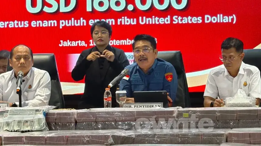 Dirdik Jampidsus Saiful Bahri Siregar saat konferensi pers perkara dugaan penyerobotan lahan milik Inhutani V oleh PT PSMI. (Sumber: Owrite/Rahmat Baihaqi)