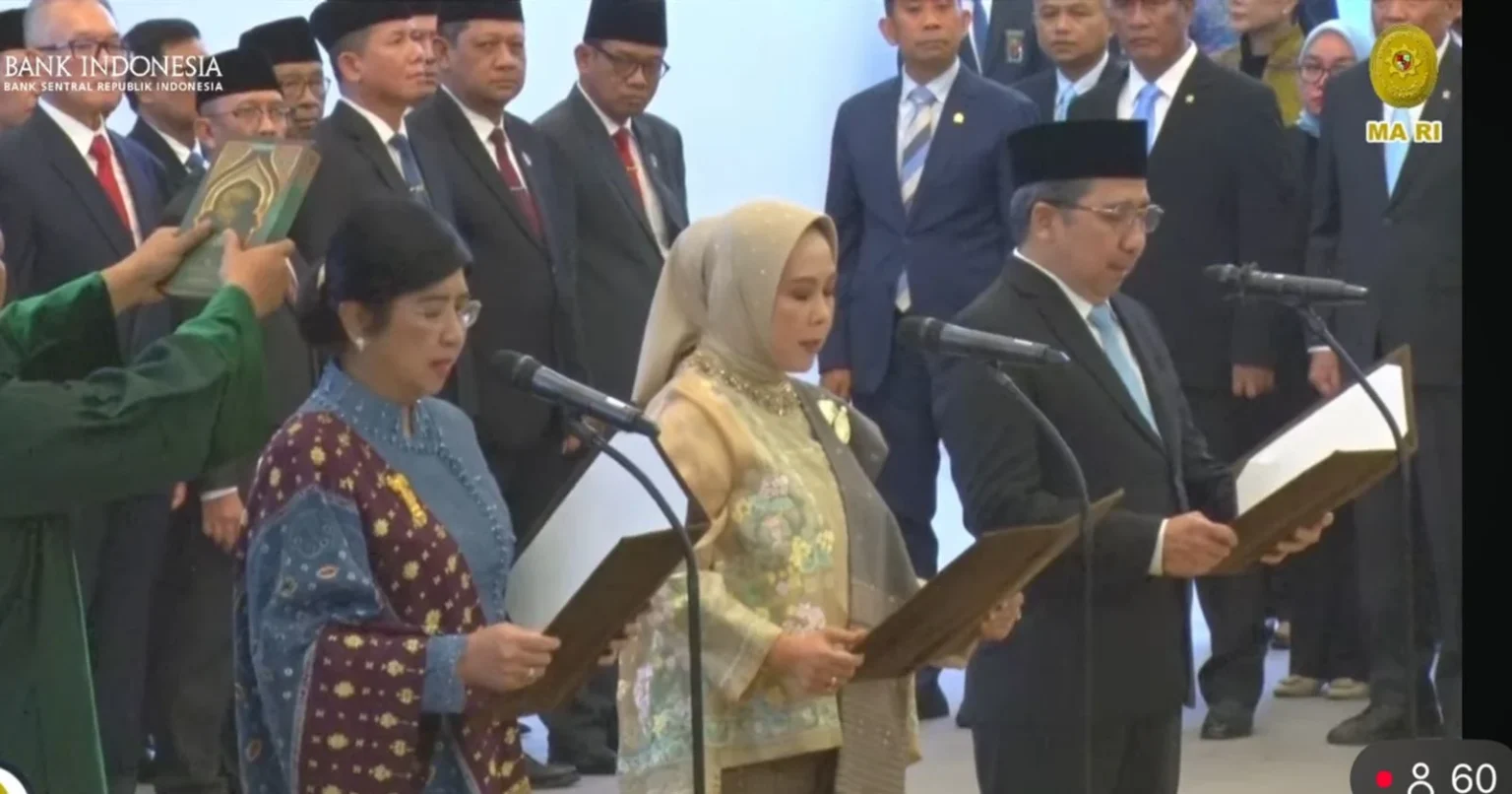 Mahkamah Agung resmi melantik Destry, Aida, dan Solikin (sumber: Youtube MA)