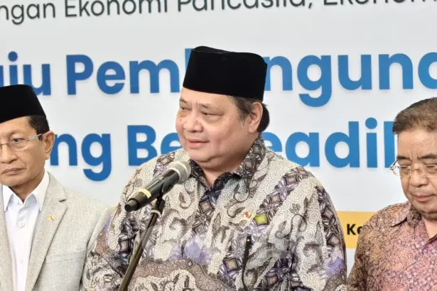 Menteri Koordinator Bidang Perekonomian Airlangga Hartarto (sumber: Owrite/Anisa Aulia)