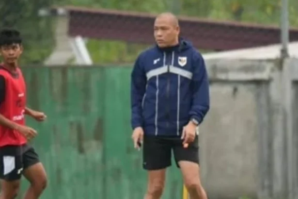 Pelatih Timnas U-20 Nova Arianto.
