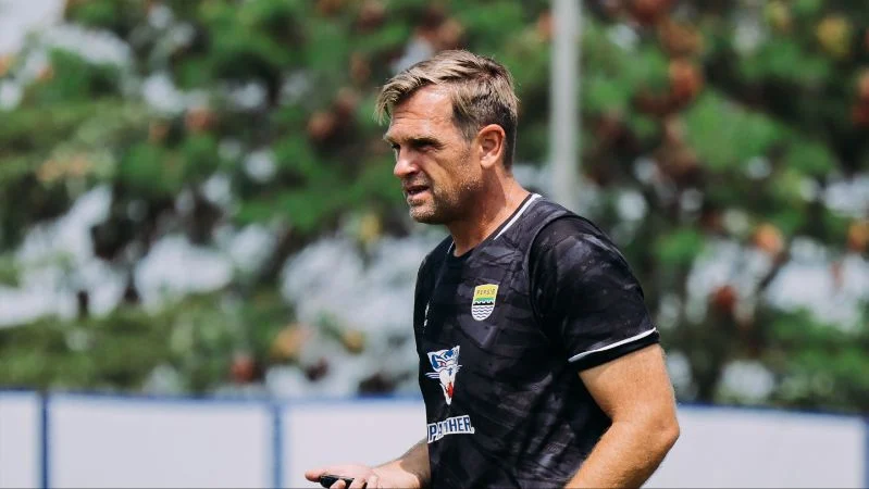 Pelatih Persib Igor Tolic.
