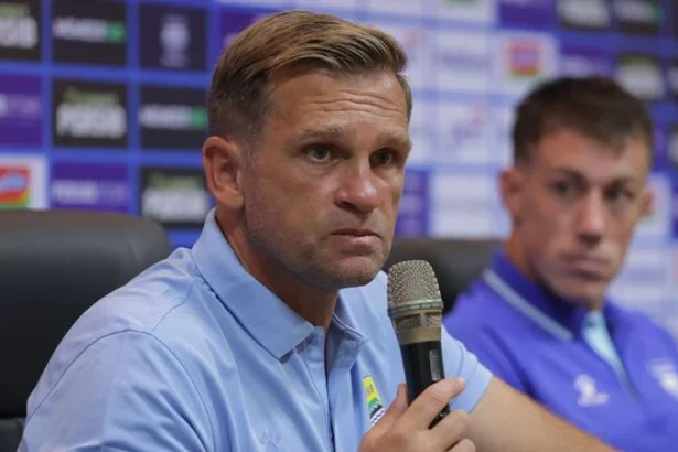 Pelatih Persib Igor Tolic.