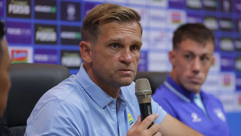 Pelatih Persib Igor Tolic.
