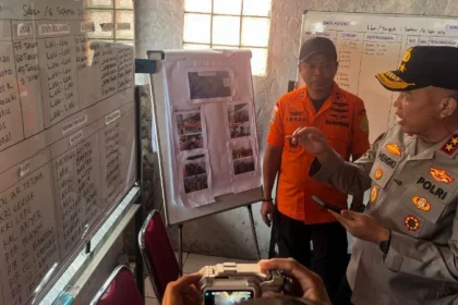 Data survivor dalam operasi SAR hari kedua kapal penumpang hilang kontak di Dermaga Marina Lippo Carita, Pandeglang, Banten.