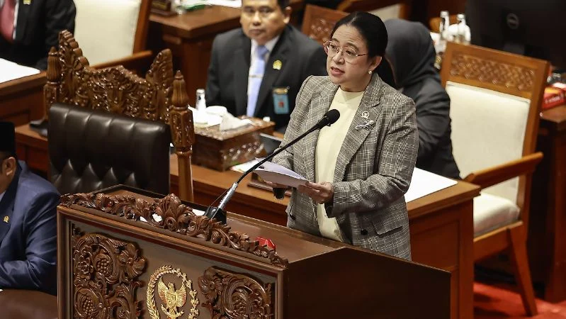 Ketua DPR RI Puan Maharani dalam sidang paripurna.
