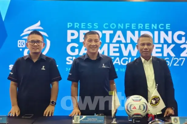 Direktur Utama I.League, Ferry Paulus (Tengah). (Sumber: Owrite/Hadi Febriansyah)