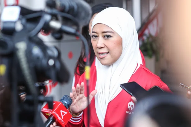 Menteri Komunikasi dan Digital (Menkomdigi) Meutya Hafid menyampaikan keterangan pers di Jakarta