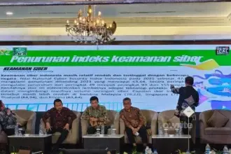 Diskusi publik yang dorong agar RUU Keamanan dan Ketahanan Siber (RUU KKS) segera dirampungkan. (Owrite/Rika Pangesti).