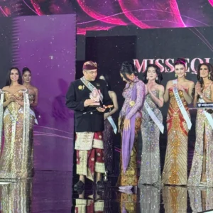 Anggota DPD RI asal Bali, Arya Wedakarna